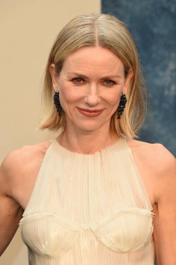 Naomi Watts, Wallis Annenberg Sahne Sanatları Merkezi 'ndeki 2023 Vanity Fair Oscar Partisi' nde 12 Mart 2023 'te Beverly Hills, CA