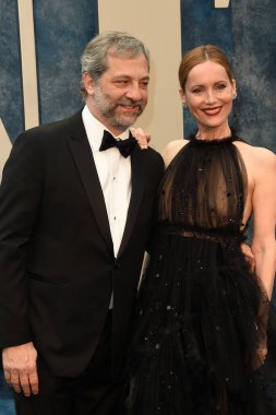 Judd Apatow _ Leslie Mann, Wallis Annenberg Gösteri Sanatları Merkezi 'ndeki 2023 Vanity Fair Oscar Partisi' nde 12 Mart 2023 'te Beverly Hills, CA