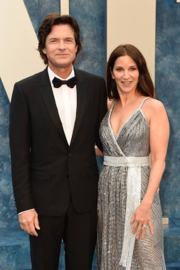 Jason Bateman, Amanda Anka, 12 Mart 2023 'te Wallis Annenberg Gösteri Sanatları Merkezi' ndeki Vanity Fair Oscar Partisi 'nde.