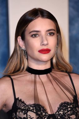 Emma Roberts, Wallis Annenberg Sahne Sanatları Merkezi 'ndeki 2023 Vanity Fair Oscar Partisi' nde 12 Mart 2023 'te Beverly Hills, CA