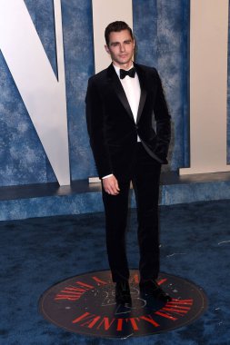 Dave Franco, Wallis Annenberg Sahne Sanatları Merkezi 'ndeki 2023 Vanity Fair Oscar Partisi' nde 12 Mart 2023 'te Beverly Hills, CA