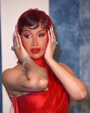 LOS ANGELES - 12 Mart 2023 'te Wallis Annenberg Gösteri Sanatları Merkezi' ndeki Vanity Fair Oscar Partisi 'nde Cardi B, Beverly Hills, CA