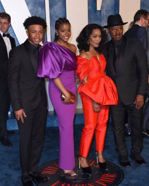 Slater Josiah Vance, Bronwyn Golden Vance, Angela Bassett, Courtney B. Vance, Wallis Annenberg Gösteri Sanatları Merkezi 2023 Vanity Fair Oscar Partisi 'nde 12 Mart 2023' te Beverly Hills, CA
