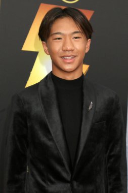 - Shazam 'da Ian Chen' in evi! Los Angeles Tanrılarının Öfkesi 'nin galası 14 Mart 2023' te Westwood, CA