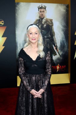 Shazam 'da Helen Mirren' la birlikteyiz! Los Angeles Tanrılarının Öfkesi 'nin galası 14 Mart 2023' te Westwood, CA