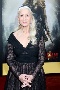 Shazam 'da Helen Mirren' la birlikteyiz! Los Angeles Tanrılarının Öfkesi 'nin galası 14 Mart 2023' te Westwood, CA