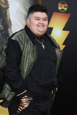 - Shazam 'da Jovan Armand' ın evi! Los Angeles Tanrılarının Öfkesi 'nin galası 14 Mart 2023' te Westwood, CA