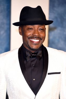 12 Mart 2023 'te Wallis Annenberg Sahne Sanatları Merkezi' ndeki Vanity Fair Oscar Partisi 'nde William Packer.