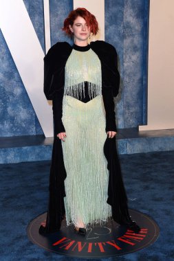 Jessie Buckley, 12 Mart 2023 'te Wallis Annenberg Sahne Sanatları Merkezi' ndeki Vanity Fair Oscar Partisi 'nde 12 Mart 2023' te Beverly Hills, CA