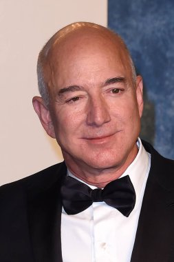 Jeff Bezos, Wallis Annenberg Gösteri Sanatları Merkezi 'ndeki 2023 Vanity Fair Oscar Partisi' nde 12 Mart 2023 'te Beverly Hills, CA