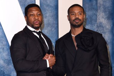 Jonathan Majors, Michael B Jordan, 12 Mart 2023 'te Wallis Annenberg Gösteri Sanatları Merkezi' ndeki Vanity Fair Oscar Partisi 'nde.