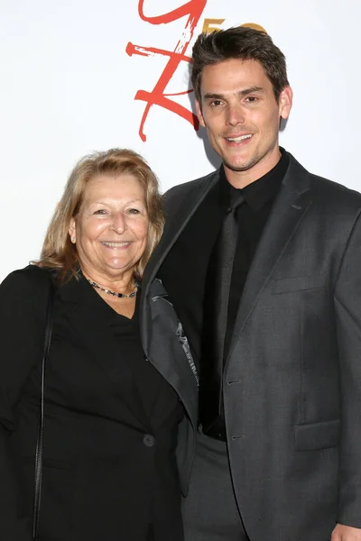 Los Angeles Mar Mark Grossman Mother 50Th Anniversary Young Restless — Stock Photo, Image