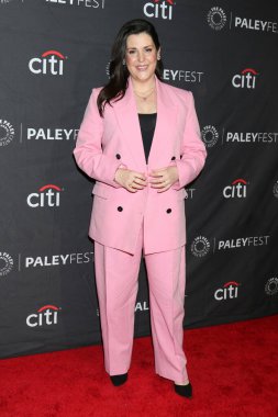 LOS ANGELES - 3 Nisan 2023 PaleyFest 'teki Melanie Lynskey - 3 Nisan 2023' te Los Angeles, CA 'da Dolby Tiyatrosu' ndaki Sarı Ceketler