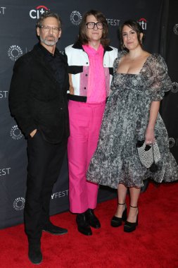 LOS ANGELES - 3 Nisan 2023 tarihinde Los Angeles, CA 'da Jonathan Lisco, Bart Nickerson, Ashley Lyle 2023 PaleyFest' te Sarı Ceketler
