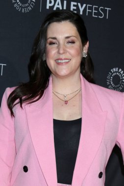 LOS ANGELES - 3 Nisan 2023 PaleyFest 'teki Melanie Lynskey - 3 Nisan 2023' te Los Angeles, CA 'da Dolby Tiyatrosu' ndaki Sarı Ceketler