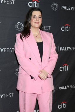 LOS ANGELES - 3 Nisan 2023 PaleyFest 'teki Melanie Lynskey - 3 Nisan 2023' te Los Angeles, CA 'da Dolby Tiyatrosu' ndaki Sarı Ceketler