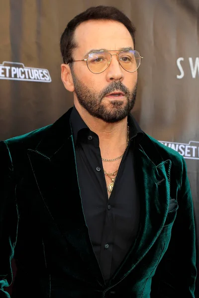 Los Angeles Avril Jeremy Piven Sweetwater Premiere Warner Brothers Studio — Photo