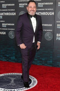 LOS ANGELES - 15 Nisan 2023 'te Los Angeles, CA' da Akademi Sinema Müzesi 'nde 9. Atılım Ödülü Töreni' nde Scott Feinberg