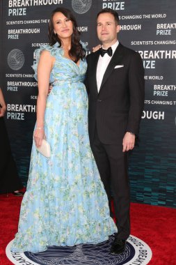 LOS ANGELES - 15 Nisan, Elisa Stad, Marc Stad 15 Nisan 2023 tarihinde Los Angeles, CA 'da Akademi Sinema Müzesi' nde 9.