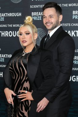 LOS ANGELES - 15 Nisan 2023 'te, Christina Aguilera, Matthew Rutler, Akademi Sinema Müzesi' nde 9.