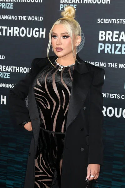 LOS ANGELES - 15 Nisan 2023 'te, Christina Aguilera, Akademi Sinema Müzesi' nde 9.