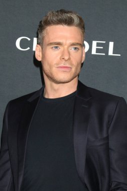 LOS ANGELES - 25 Nisan 2023 'te Culver Tiyatrosu' ndaki Citadel Serisi 'nde Richard Madden.