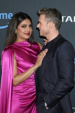 Richard Madden, Priyanka Chopra Jonas, Culver Tiyatrosu 'ndaki Citadel Serisi' nde 25 Nisan 2023 'te gösterime girdi.