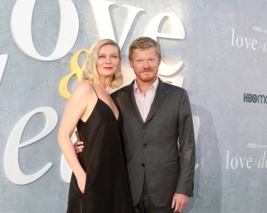 Kirsten Dunst, Jesse Plemons, 26 Nisan 2023 'te Los Angeles, CA' da Amerika Yönetmenler Birliği 'nin Aşk ve Ölüm TV galasında.