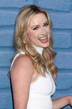 LOS ANGELES - 10 Mayıs 2023 'te Los Angeles' ta düzenlenen Platonic Apple + Series Premiere 'de Greer Grammer