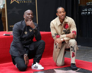 LOS ANGELES - 18 Mayıs 2023 tarihinde Tyrese GIbson, Chris Bridges namı diğer Ludacris, Hollywood Şöhret Yolu üzerindeki Ludacris Star Töreni 'nde 18 Mayıs 2023' te Los Angeles, CA