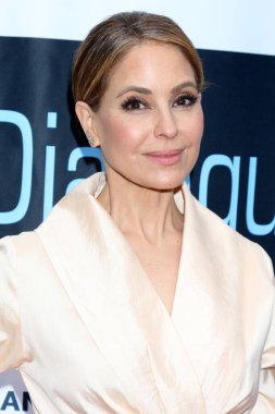 Lisa LoCicero, 17 Mayıs 2023 'te Beverly Hills, CA' de bulunan Greystone Malikanesi 'nin avlusundaki Dans ve Diyalog 10.