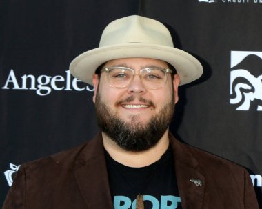 LOS ANGELES - 3 Haziran 2023 'te Los Angeles Hayvanat Bahçesi' ndeki Canavar Balosu 'nda Charley Koontz