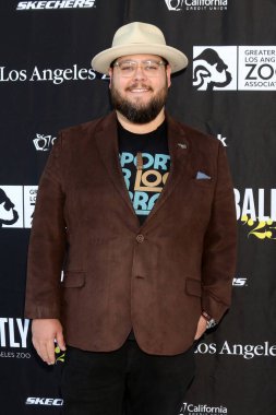 LOS ANGELES - 3 Haziran 2023 'te Los Angeles Hayvanat Bahçesi' ndeki Canavar Balosu 'nda Charley Koontz