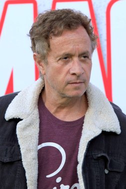 LOS ANGELES - 25 Mayıs 2023 'te Westwood, CA' daki Village Theater 'daki The Machine Prömiyer' de Pauly Shore