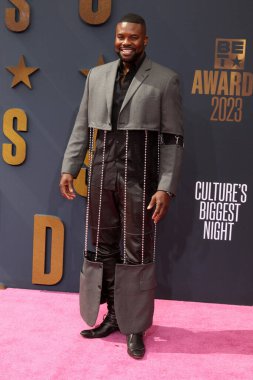 LOS ANGELES - 25 Haziran 2023 BET Ödülleri 'nde Emin Joseph 25 Haziran 2023' te Microsoft Tiyatrosu 'na geldi.