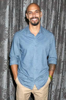 LOS ANGELES - 5 Ağustos 2023 'te Burbank Marriott' taki The Young and The Restless Fan Luncheon 'da Bryton James, CA