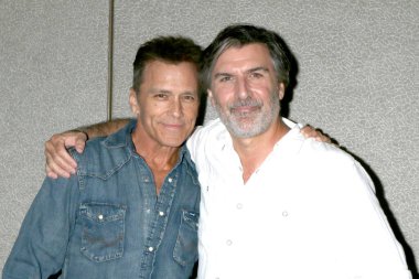 LOS ANGELES - 4 Ağustos 2023 'te Burbank Marriott' taki CBS Pembe Dizi Patlamasında Scott Reeves, Vincent Irizarry