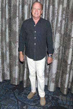 LOS ANGELES - 6 Ağustos 2023 'te Burbank Marriott' taki The Bold and the Beautiful Fan Luncheon 'da Ken Hanes