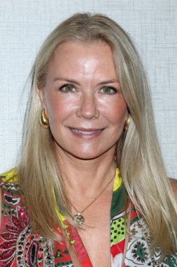 6 Ağustos 2023 'te Burbank Marriott' taki The Bold and the Beautiful Fan Luncheon 'da Katherine Kelly Lang.