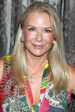 6 Ağustos 2023 'te Burbank Marriott' taki The Bold and the Beautiful Fan Luncheon 'da Katherine Kelly Lang.