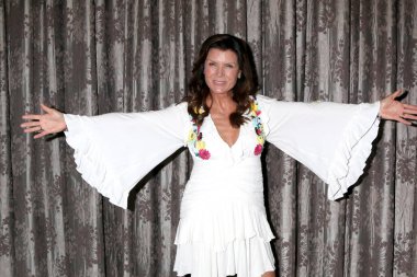 LOS ANGELES - 6 AUG: The Bold 'da Kimberlin Brown ve Burbank Marriott' ta Güzel Hayran Yemeği 6 Ağustos 2023 'te Burbank, CA