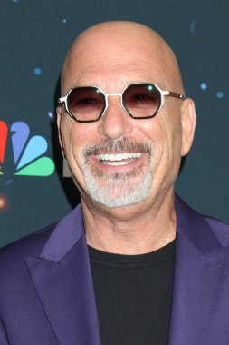 LOS ANGELES - 29 AUG: Howie Mandel at the America 's Got Talent Sezon 18 Canlı Şov Kırmızı Halı Otel Dena' da 29 Ağustos 2023 Pasadena, C