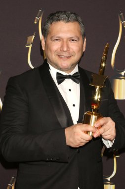 LOS ANGELES - 9 Aralık 2023 'te Beverly Hilton Oteli' nde 10. Yıllık Ses Sanatları ve Bilimler Topluluğu Ses Ödülleri Kazananlar Çemberi 'nde Javier Gamboa