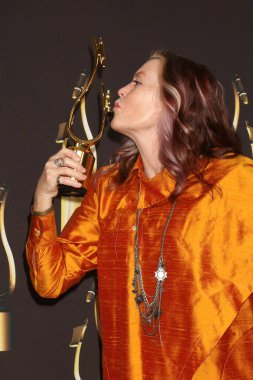 LOS ANGELES - 9 Aralık 2023 'te Beverly Hilton Oteli' nde 10. Yıllık Ses Sanatları ve Bilimler Topluluğu Ses Ödülleri Kazananlar Çemberi 'nde Shelley Anderson.