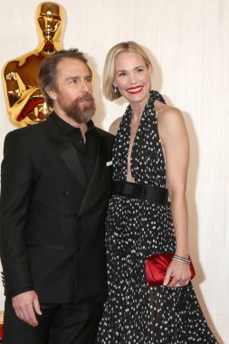 Leslie Bibb, Sam Rockwell, 10 Mart 2024 'te Dolby Tiyatrosu' ndaki 96. akademi ödül töreninde.