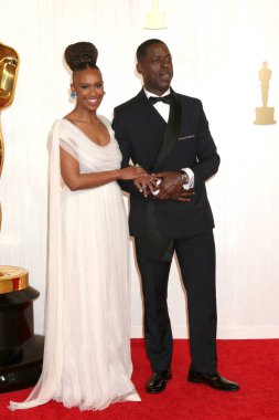 Ryan Michelle Bathe, Sterling K. Brown, 10 Mart 2024 'te Dolby Tiyatrosu' ndaki 96. Akademi Ödülleri 'nde.