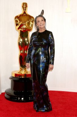LOS ANGELES - 10 Mart 2024 'te Los Angeles' taki 96. Akademi Ödülleri 'nde Tantoo Cardinal