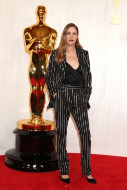 LOS ANGELES - 10 MAR: 96. Akademi Ödülleri 'nde Justine Triet 10 Mart 2024' te Los Angeles, CA