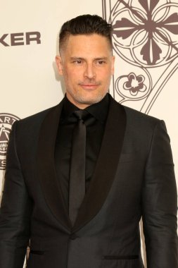 LOS ANGELES - 6 Ocak 2024 'te Los Angeles, CA' da bulunan Wiltern Tiyatrosu 'ndaki Elysium HeaVEN Galasında Joe Manganiello