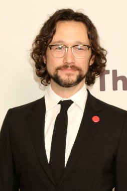 LOS ANGELES - 6 Ocak 2024 'te Los Angeles, CA' da Wiltern Tiyatrosu 'ndaki Elysium HeaVEN Galasında Joseph Gordon-Levitt